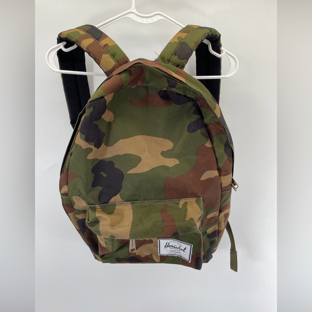 Woodland Camo Herschel Supply Backpack Classic X-Large